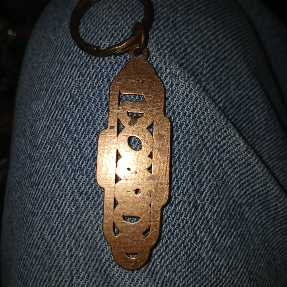 Bronze Keychain - Picture 2 of 2